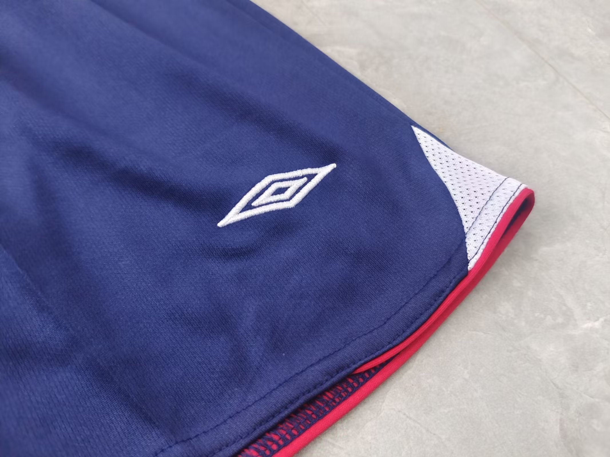 2006 England home retro shorts