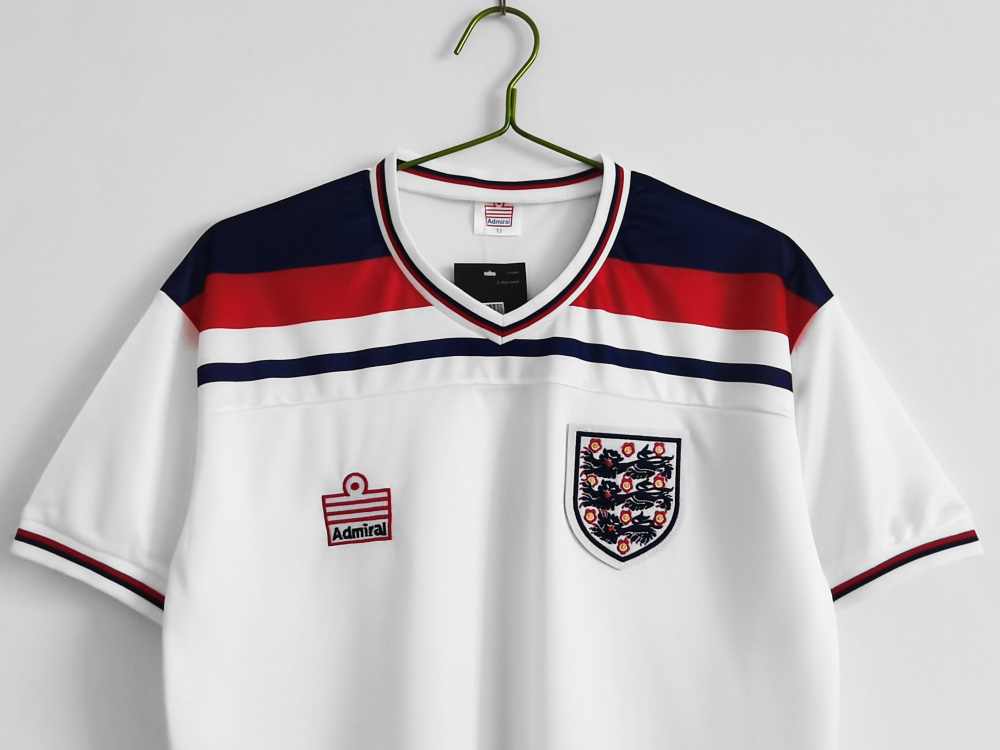 1982 England home retro Fan version