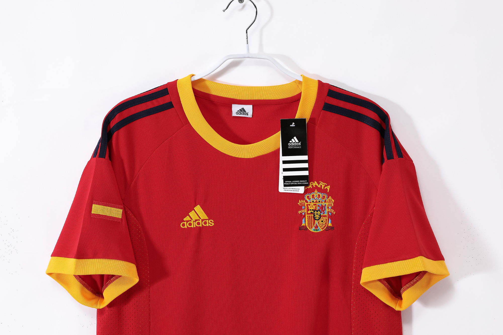 2002 season Spanish home retro Fan version