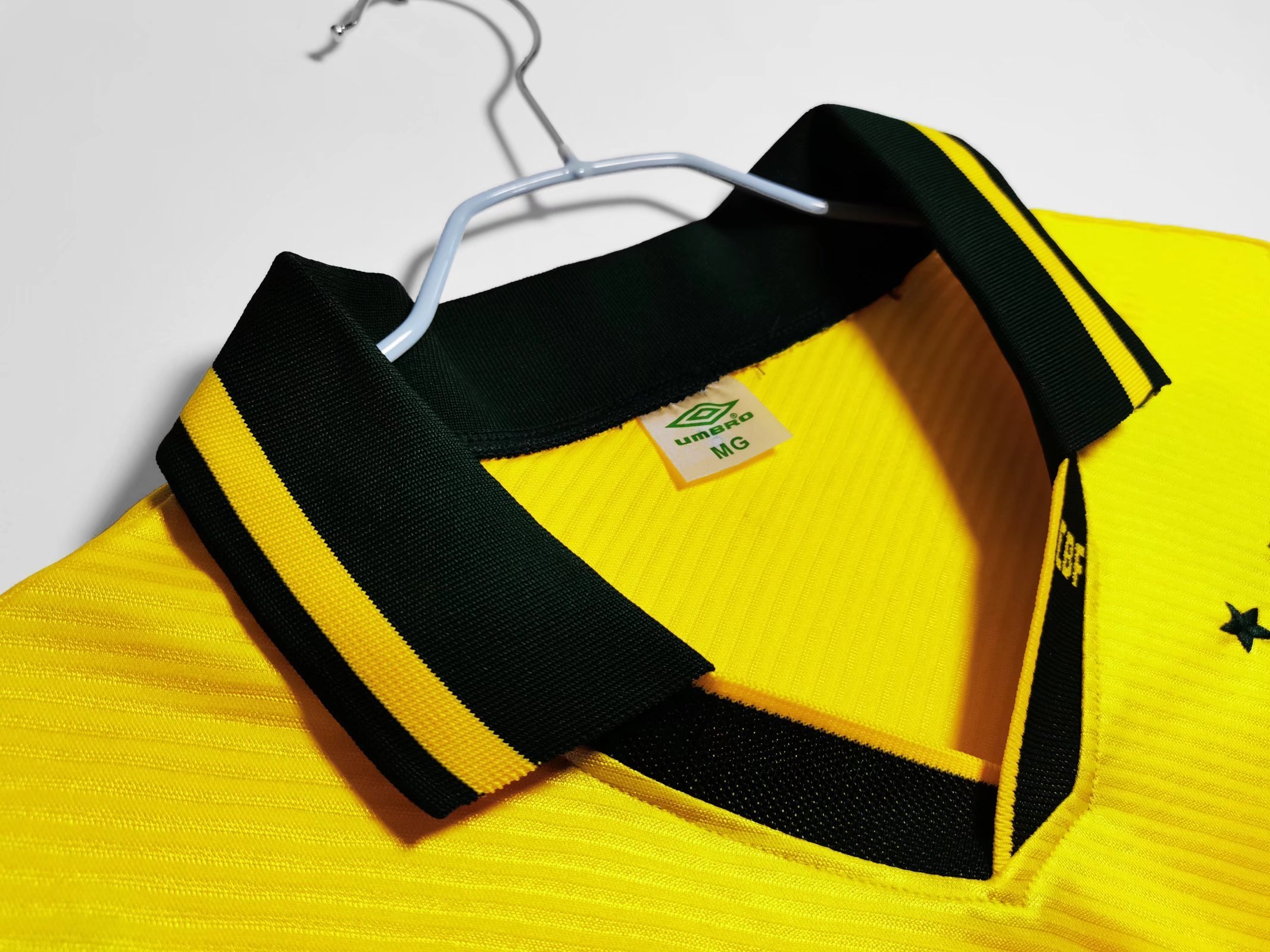 93/94 Brazil home retro Fan version