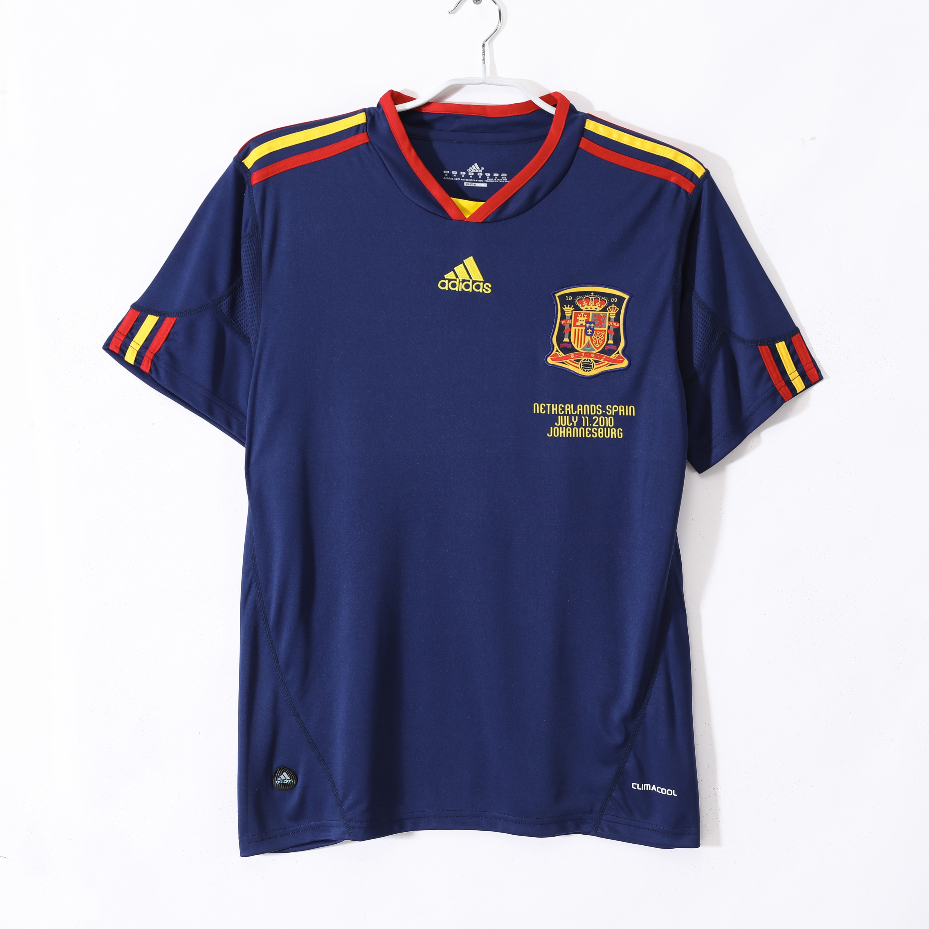 2010 season Spain away retro Fan version