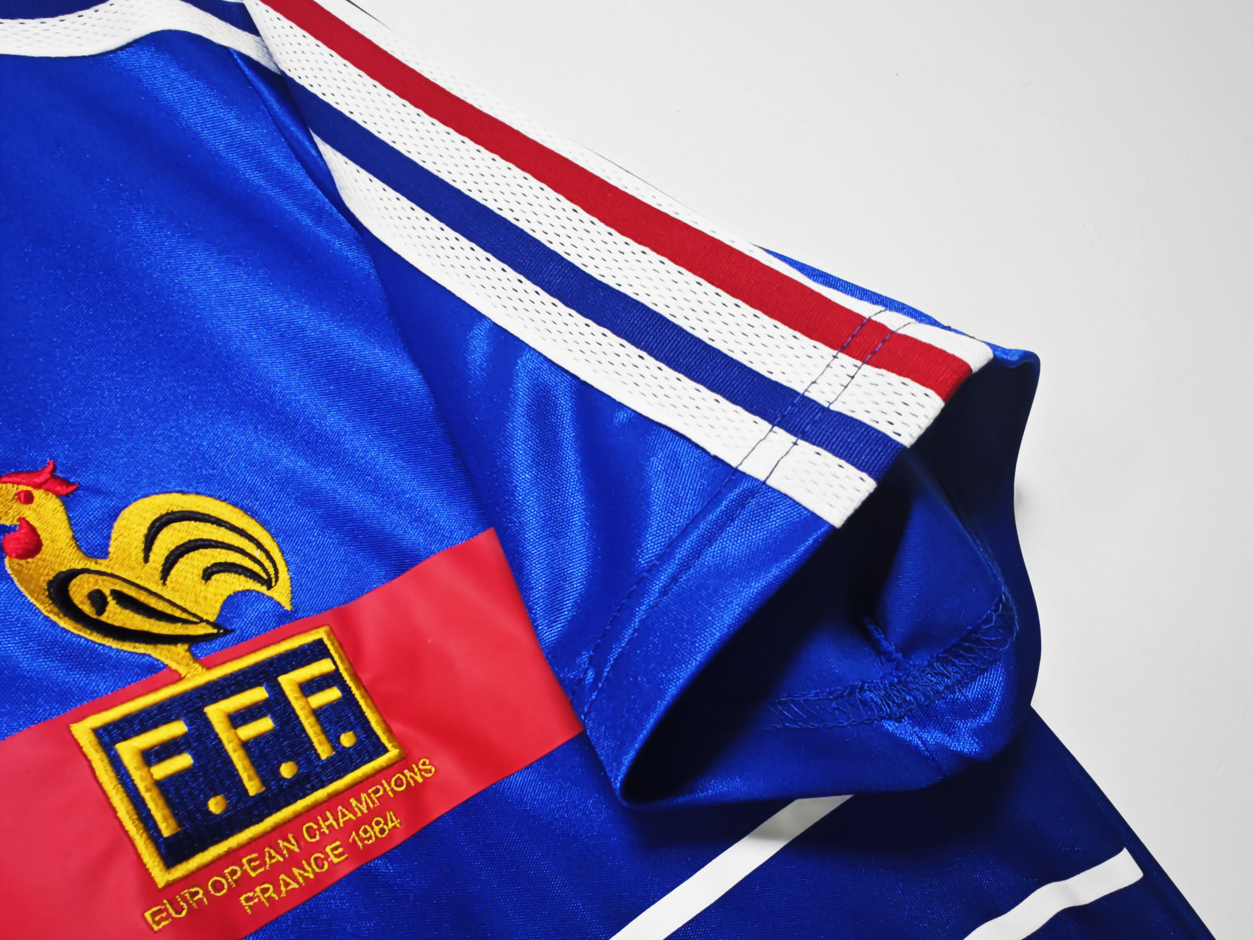 1984 France home retro Fan version