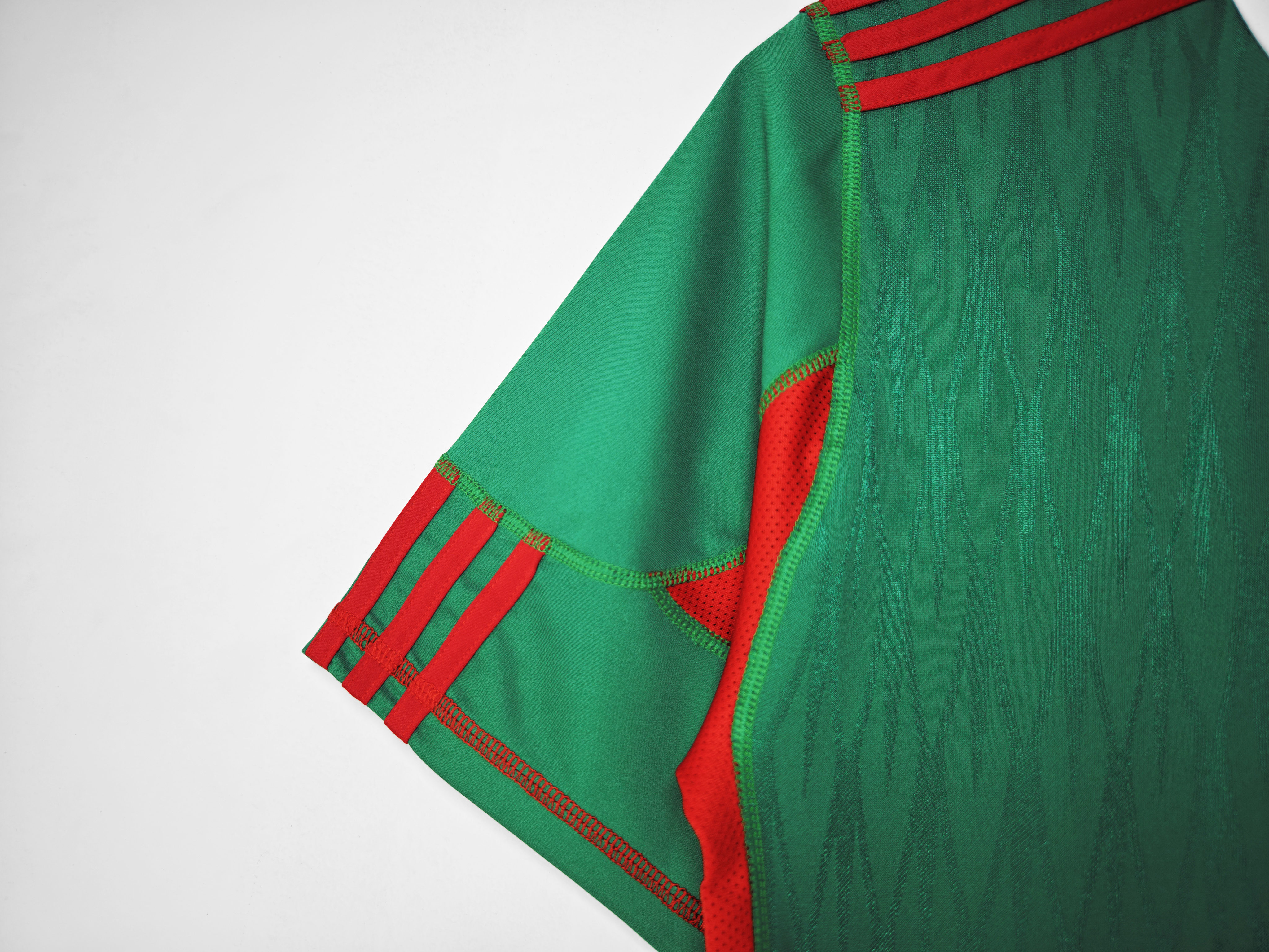 2010 Mexico home retro Fans version