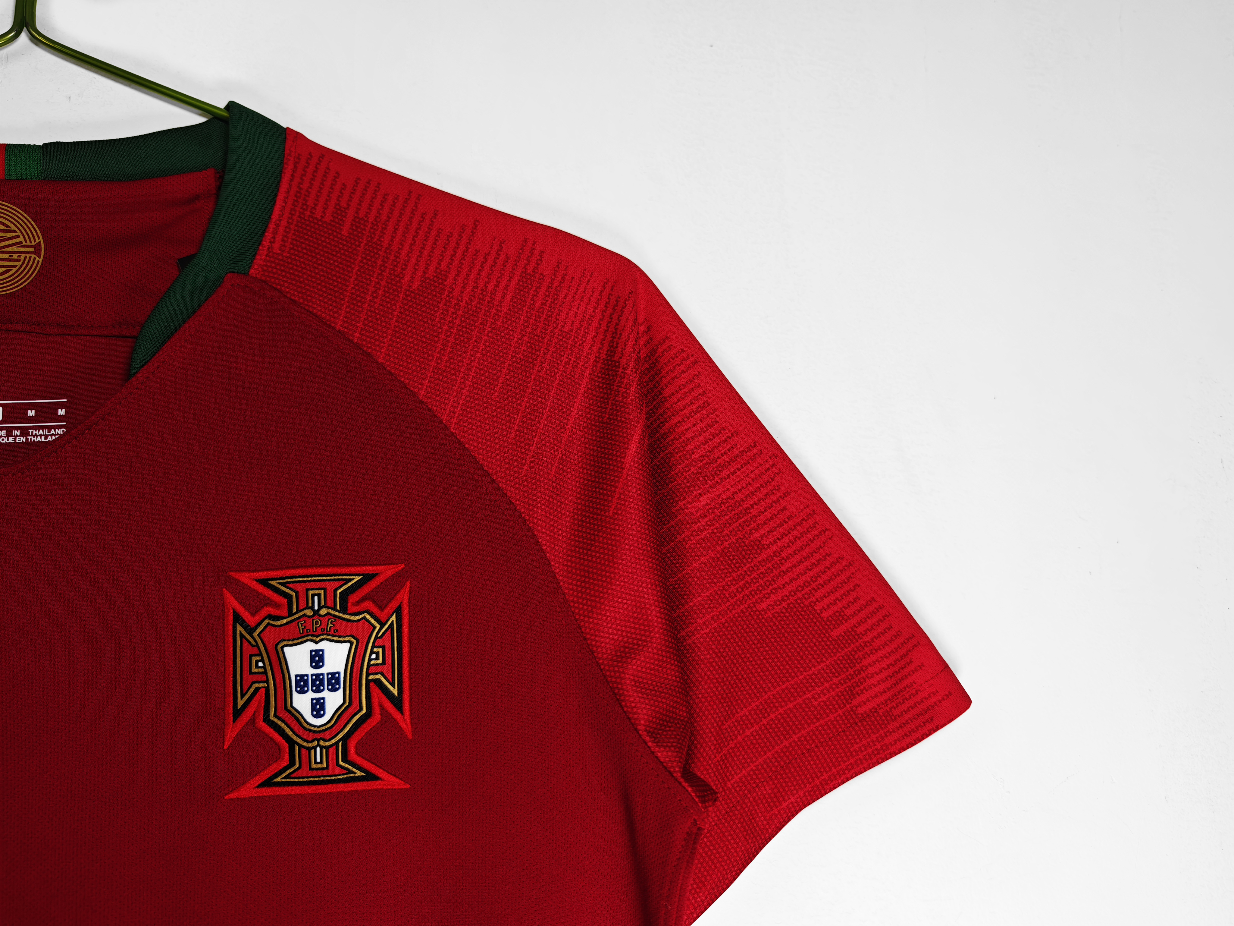 2018 Portugal home retro Fans version