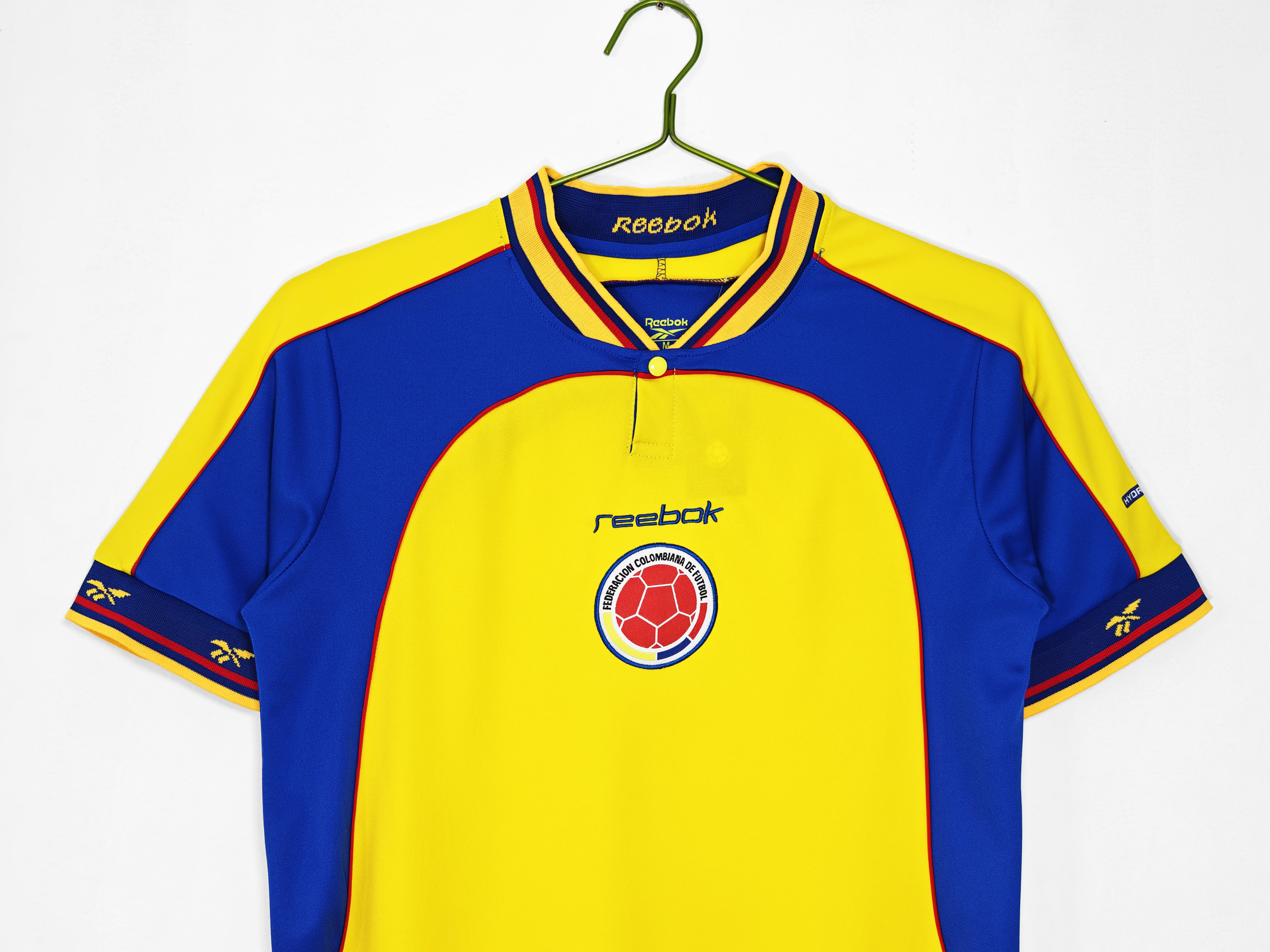 2001 Colombia home retro Fans version