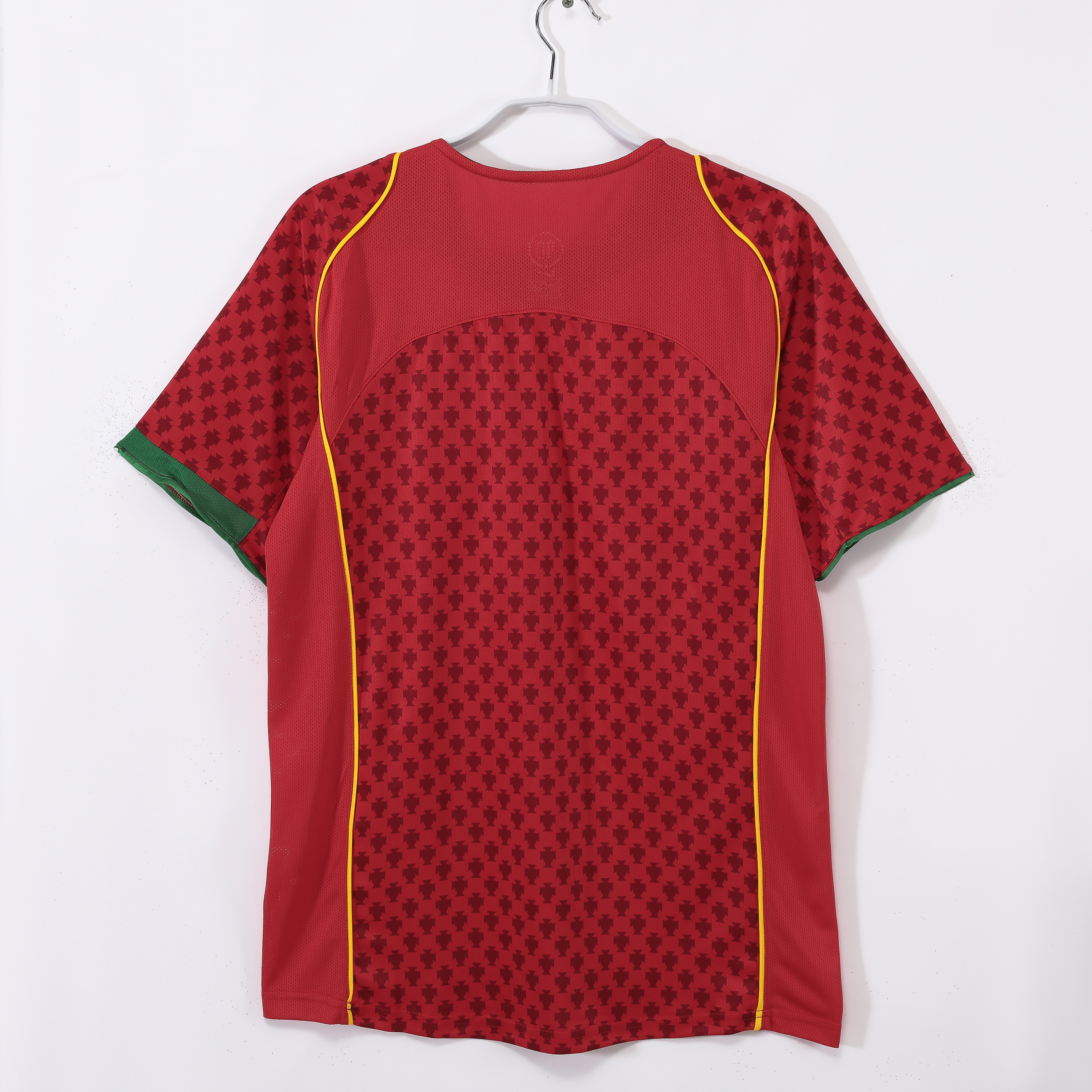 2004 Portugal home retro Fans version
