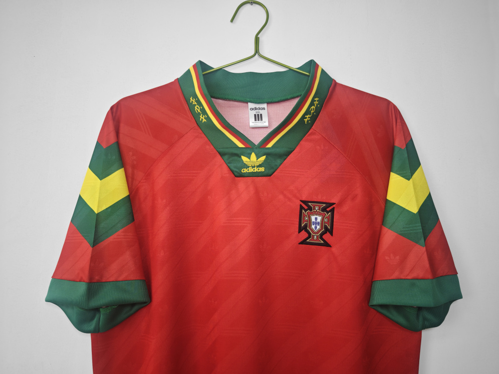 1992/94 Portugal home retro Fans version