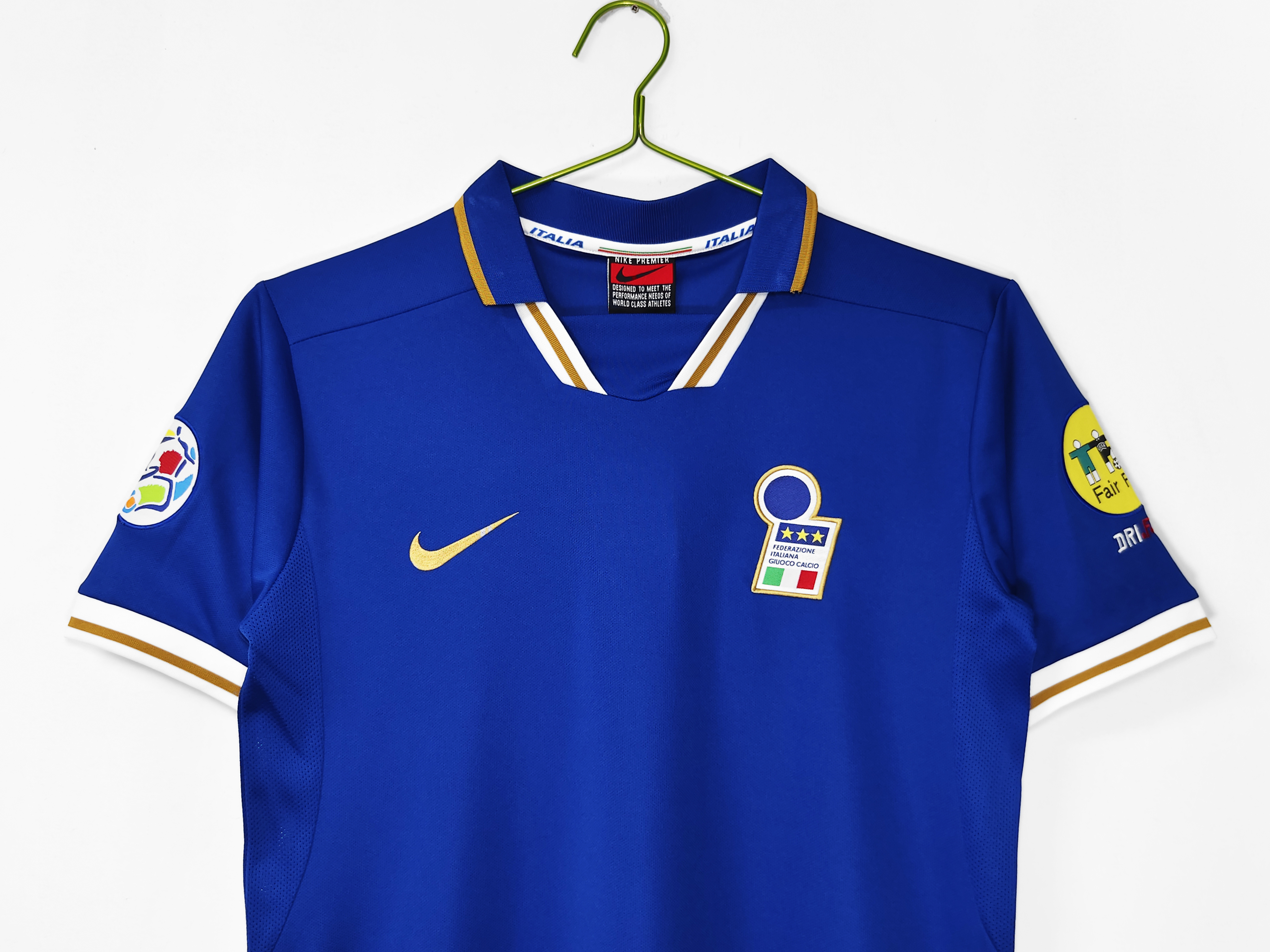 1996 Italy home retro Fans version