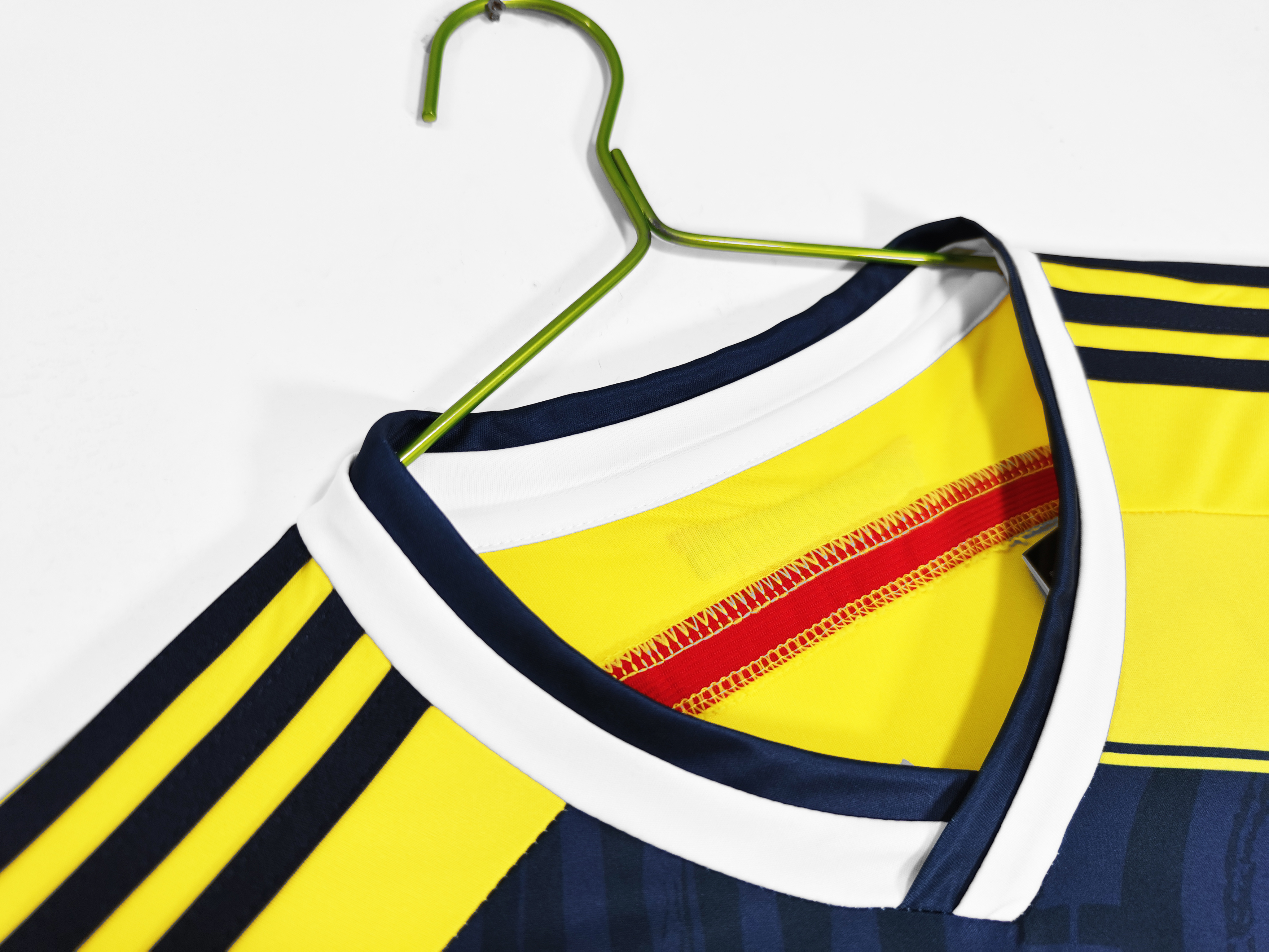 2014 Colombia home retro Fans version