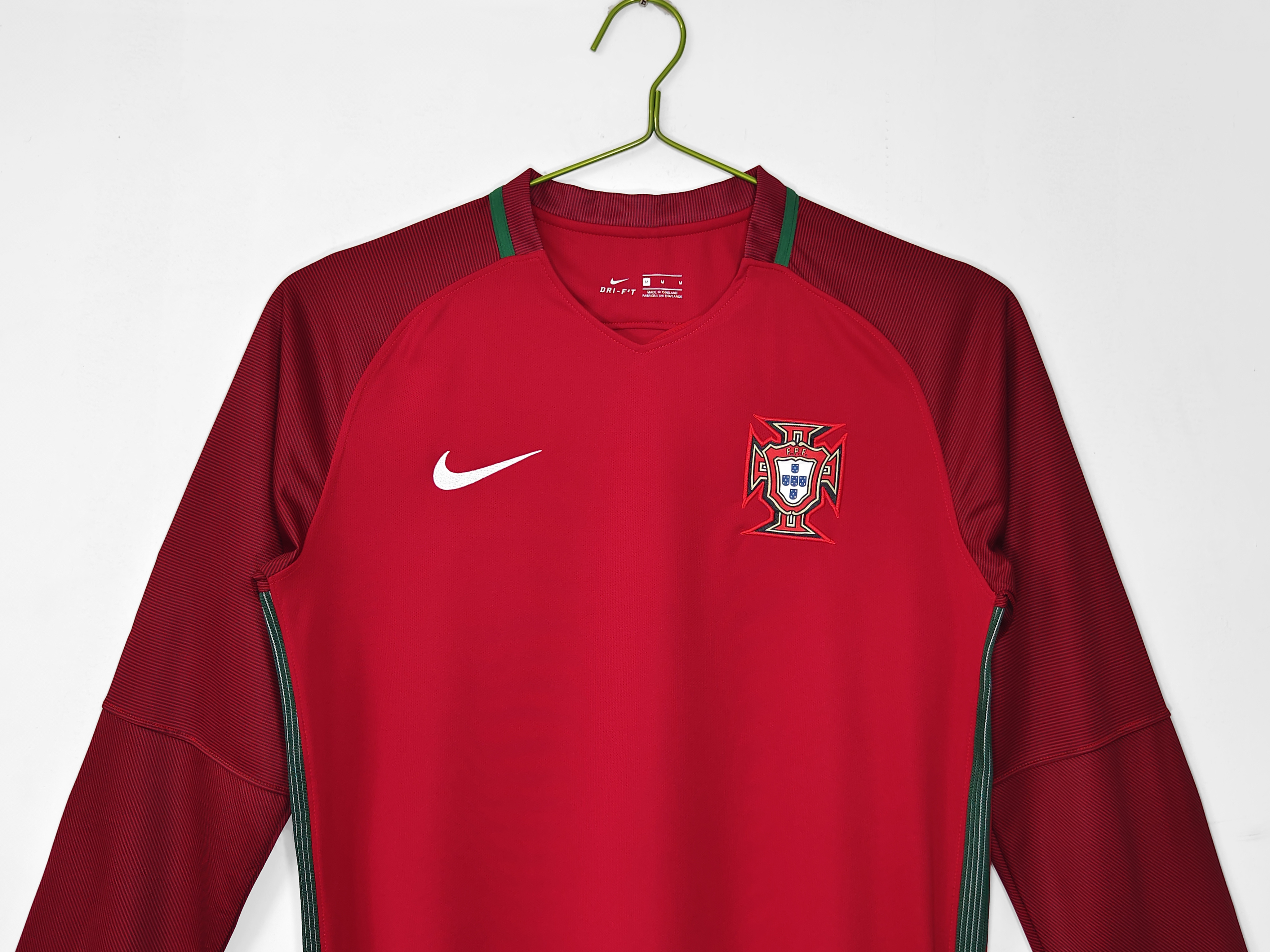 2016 Portugal home retro Fans version Long sleeves