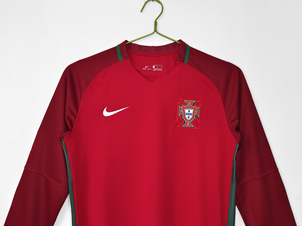 2016 Portugal home retro Fans version Long sleeves