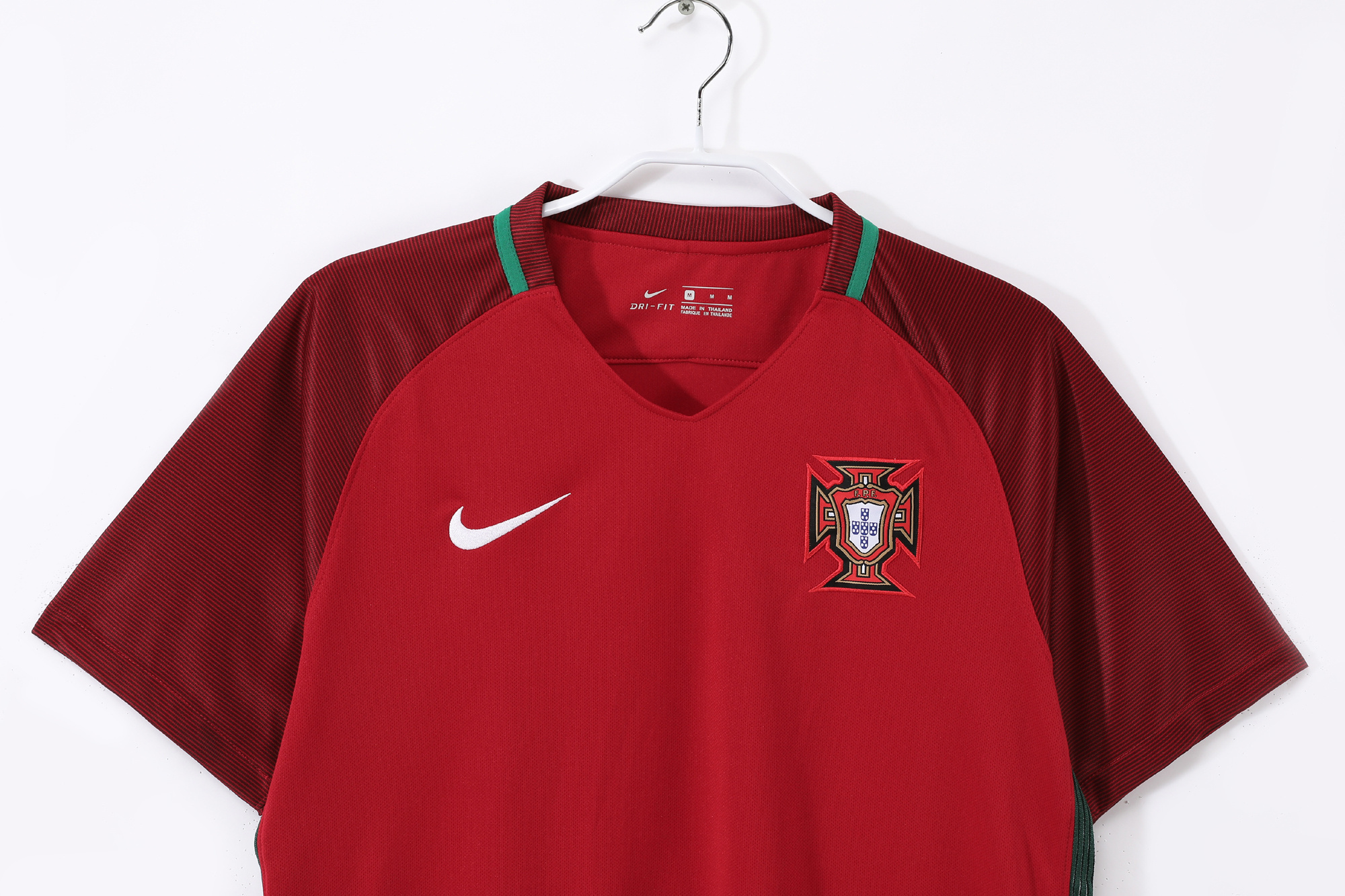 2016 Portugal home retro Fans version