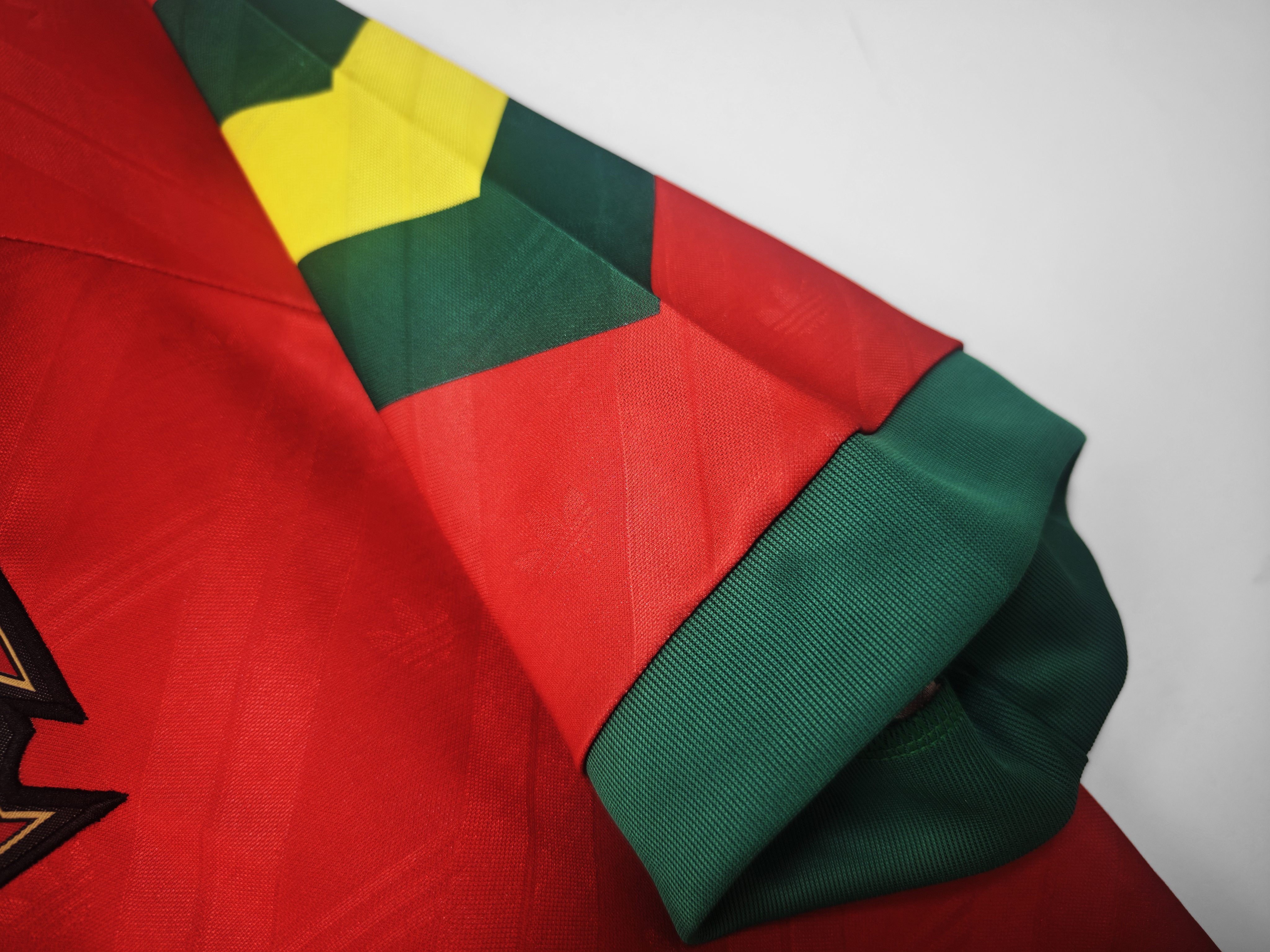 1992/94 Portugal home retro Fans version