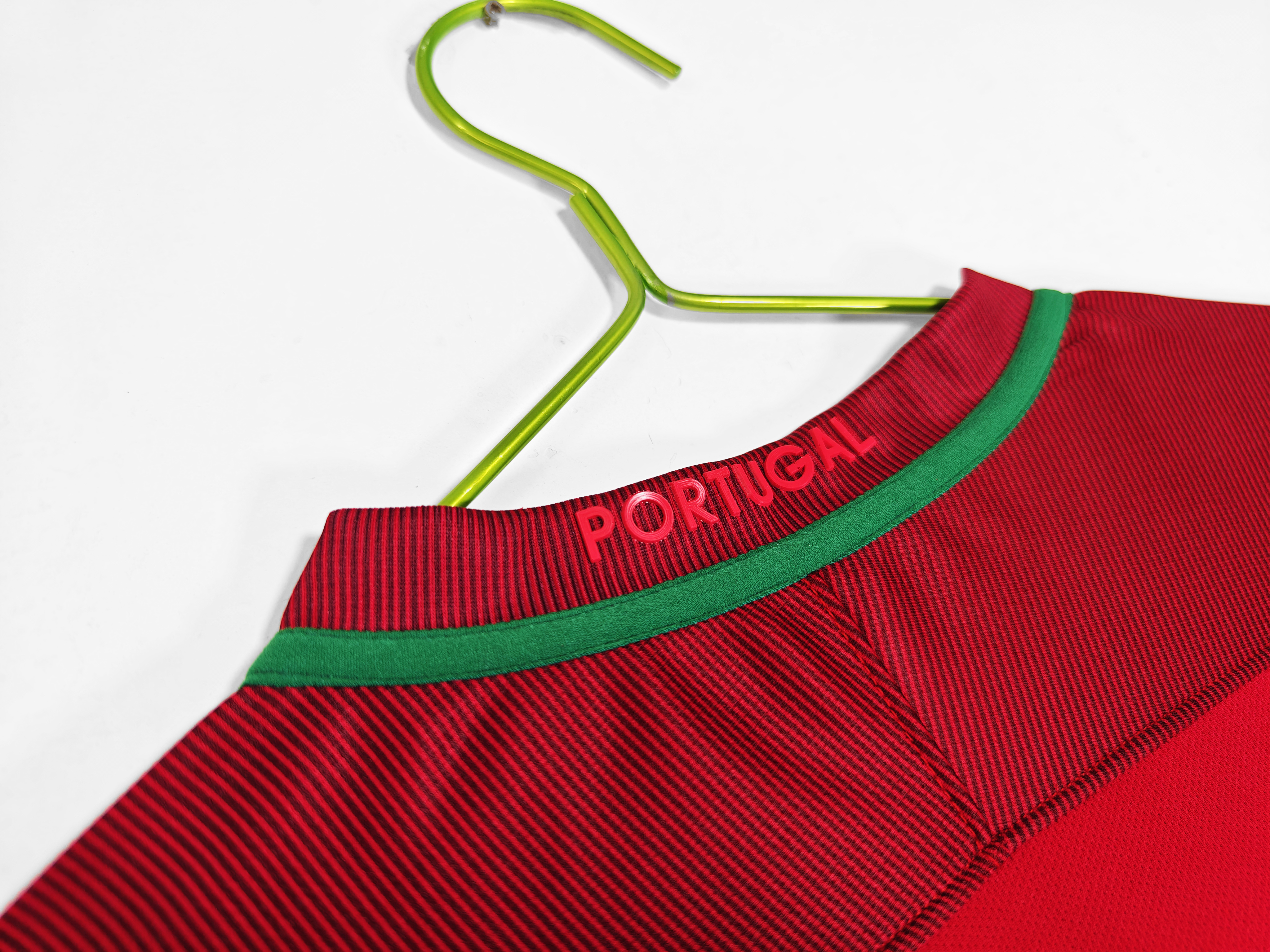 2016 Portugal home retro Fans version Long sleeves