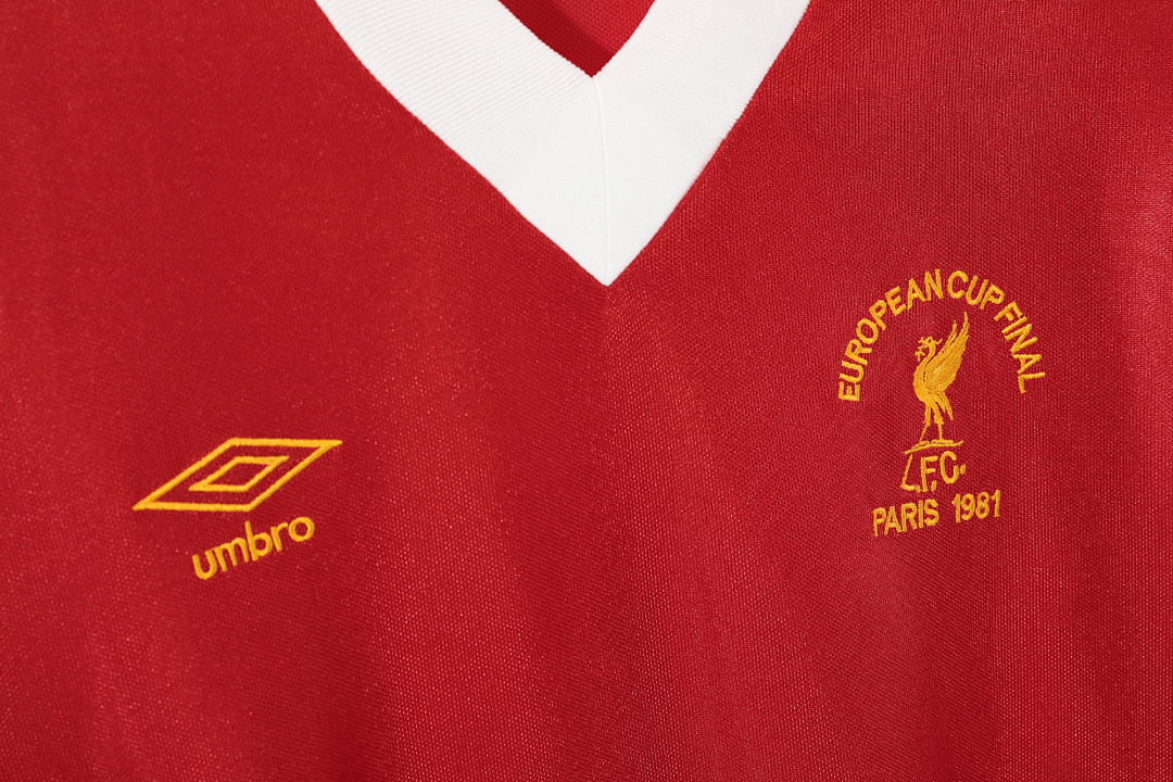 80/81 Liverpool home retro Fans version