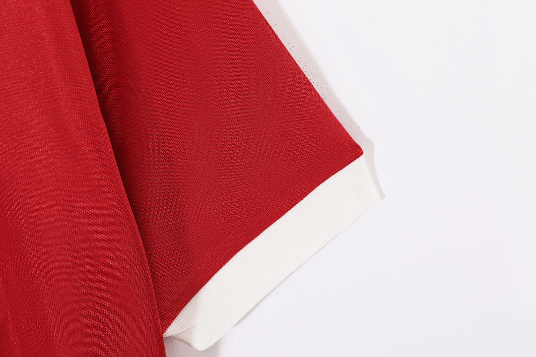 80/81 Liverpool home retro Fans version