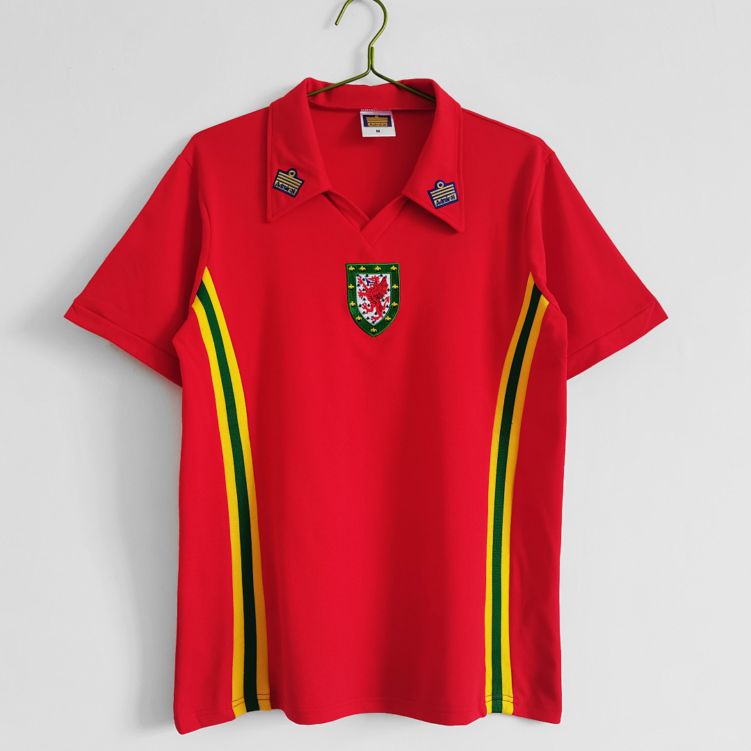 1976/79 Wales home retro Fans version