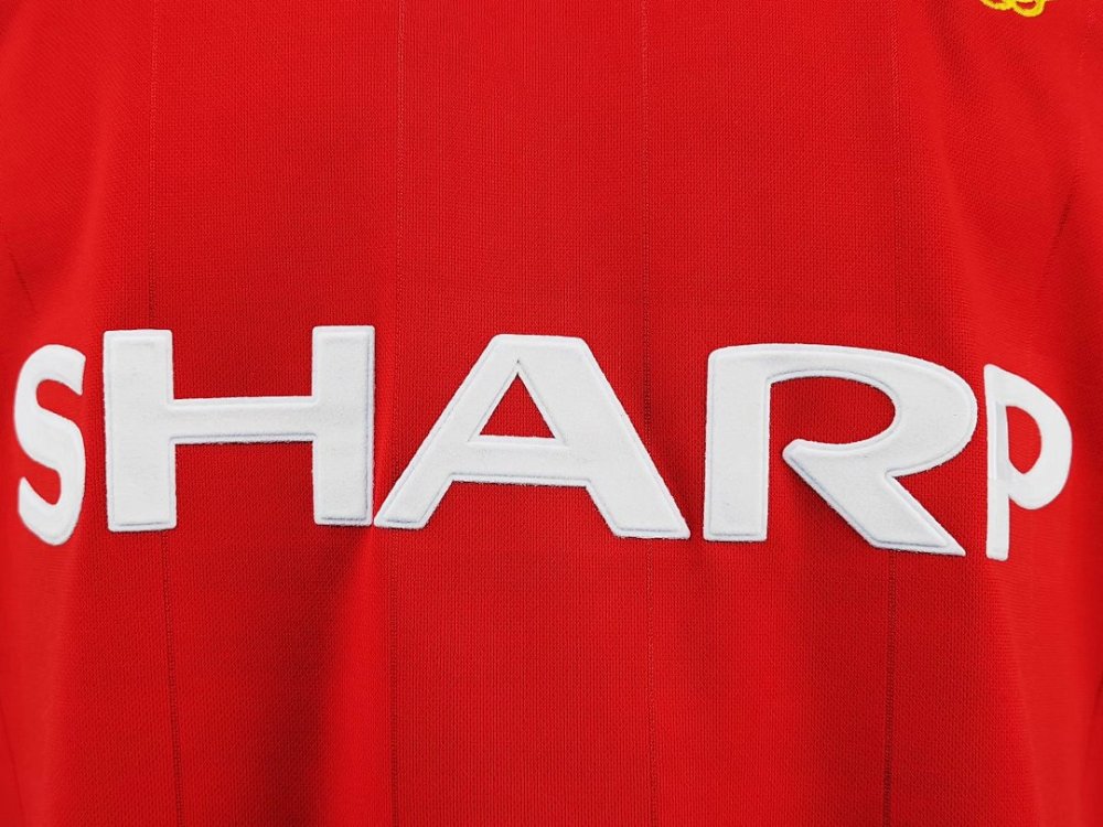1984 Manchester United home Retro Fan Version