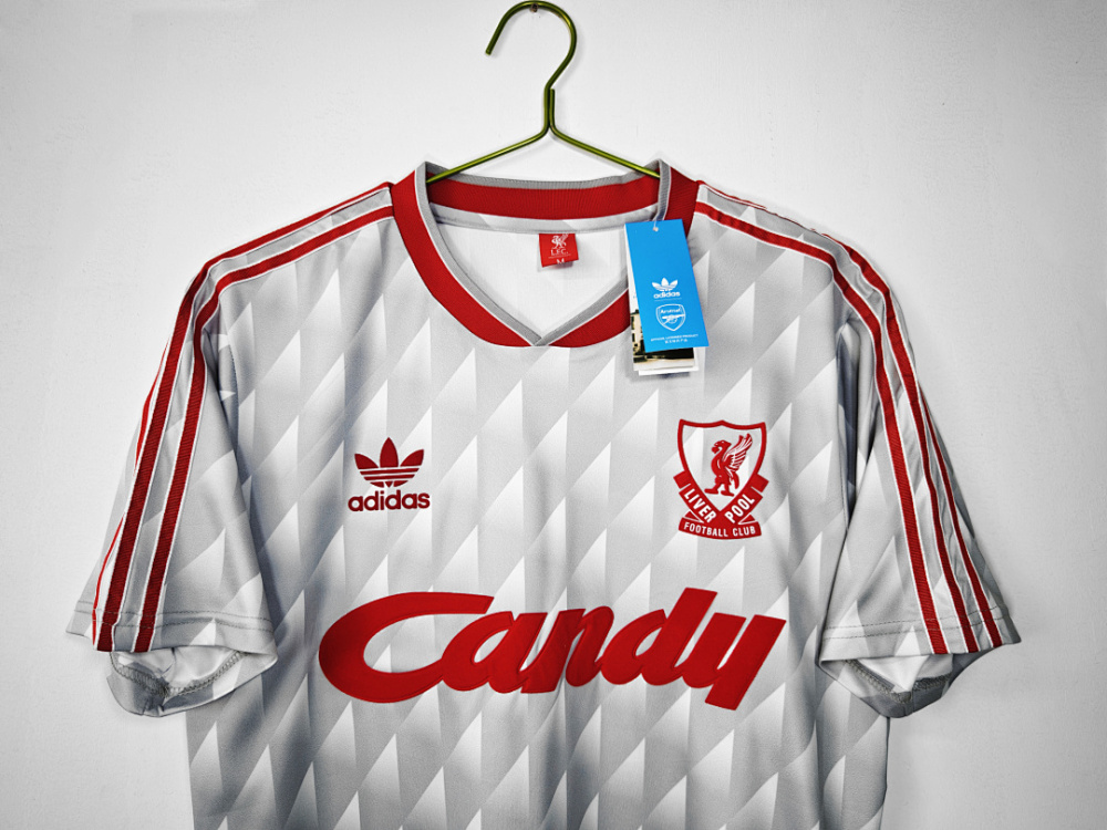 1989/91 Liverpool away Retro Fans version