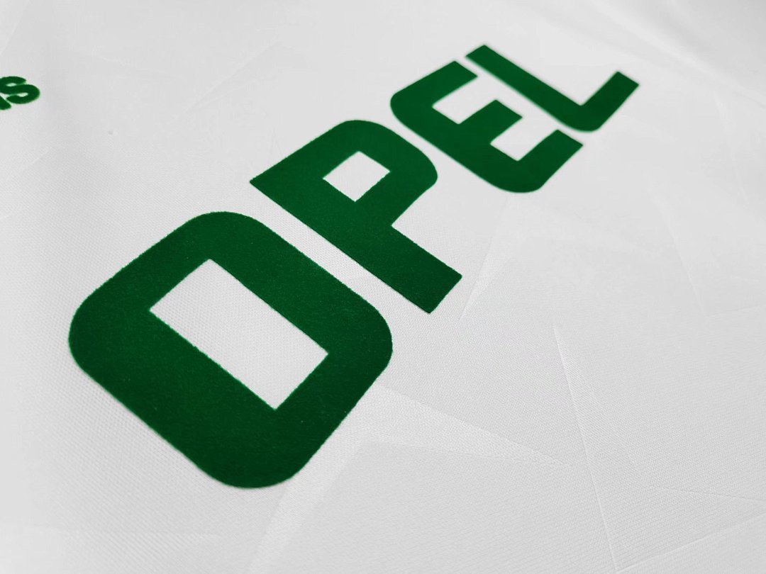 1990/92 Ireland away retro Fans version
