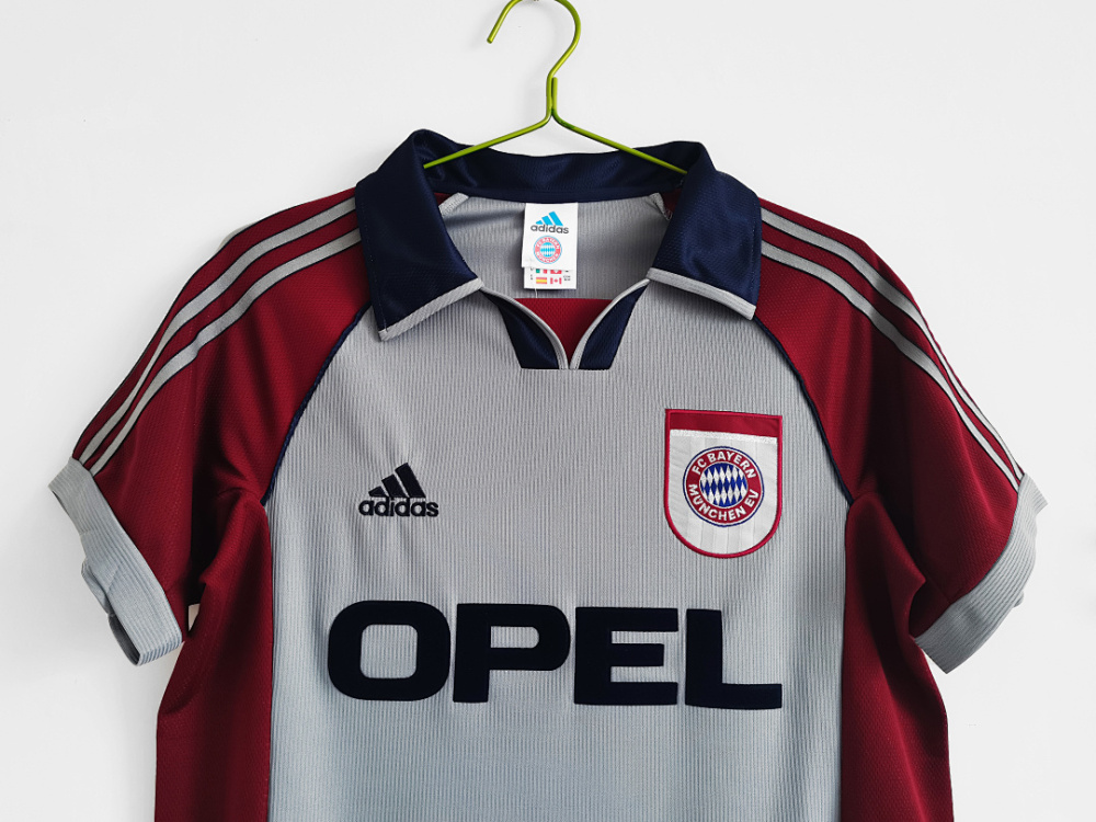 1998/99 Bayern Munich away retro Fans version