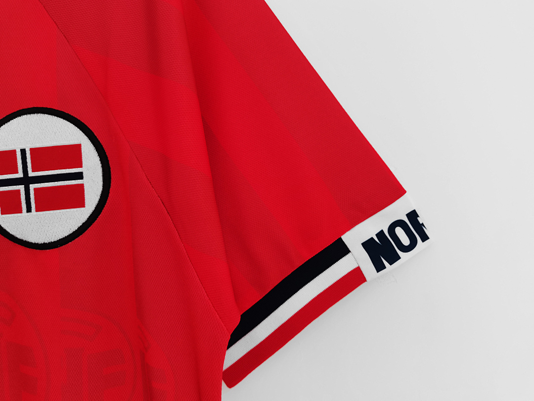 98/99 Norway home retro Fans version