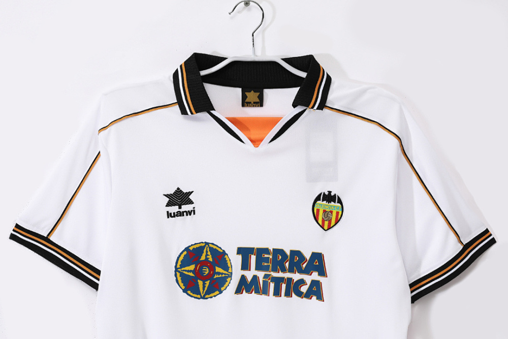 1999/00 Valencia home retro Fans version