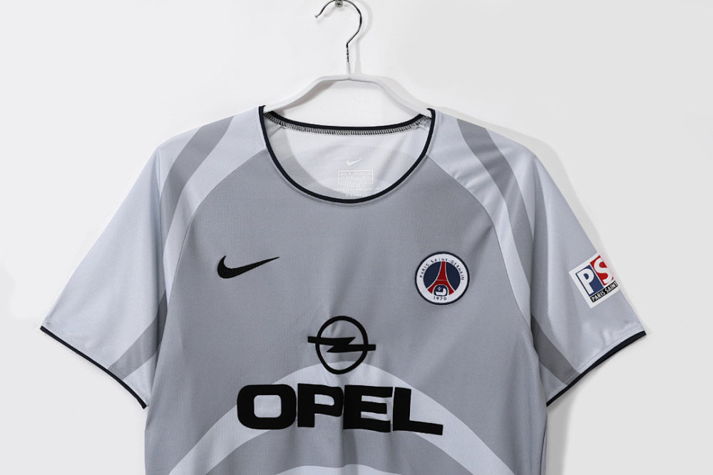 2001/02 Paris Saint-Germain away Retro Fan Version