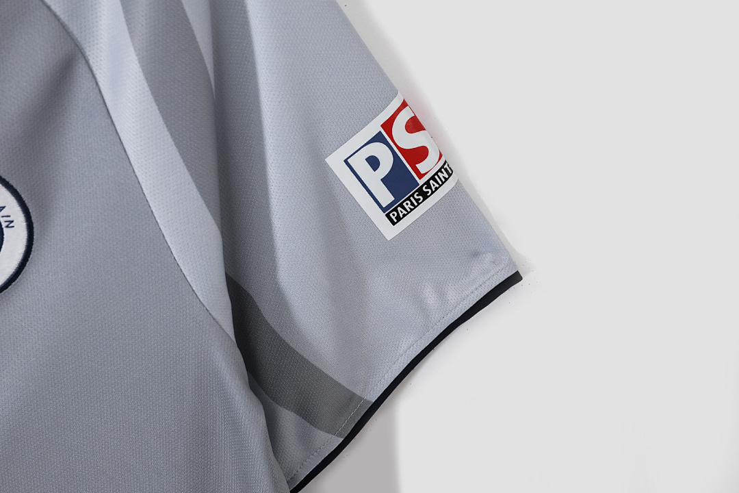 2001/02 Paris Saint-Germain away Retro Fan Version