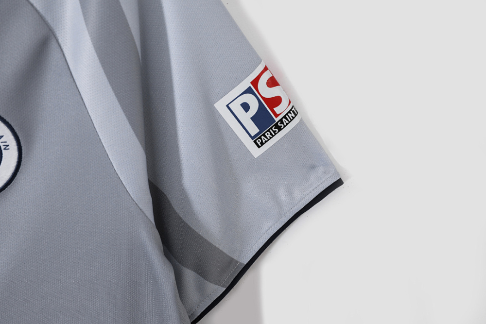 2001/02 Paris Saint-Germain away Retro Fan Version