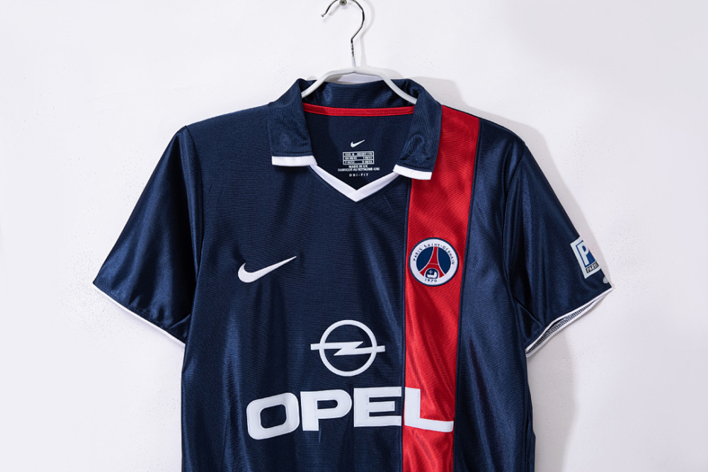 2001/02 Paris Saint-Germain home Retro Fan Version