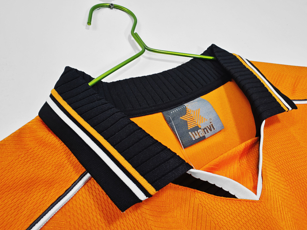 1999/00 Valencia away retro Fans version