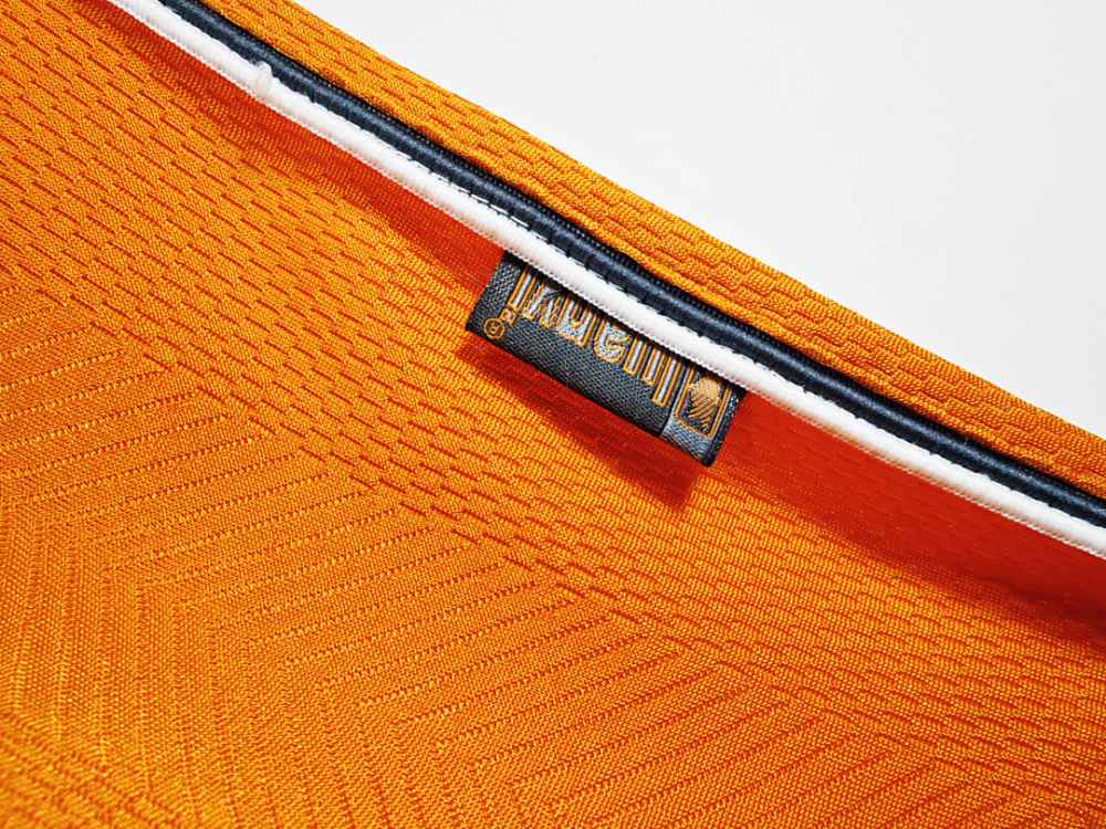 1999/00 Valencia away retro Fans version