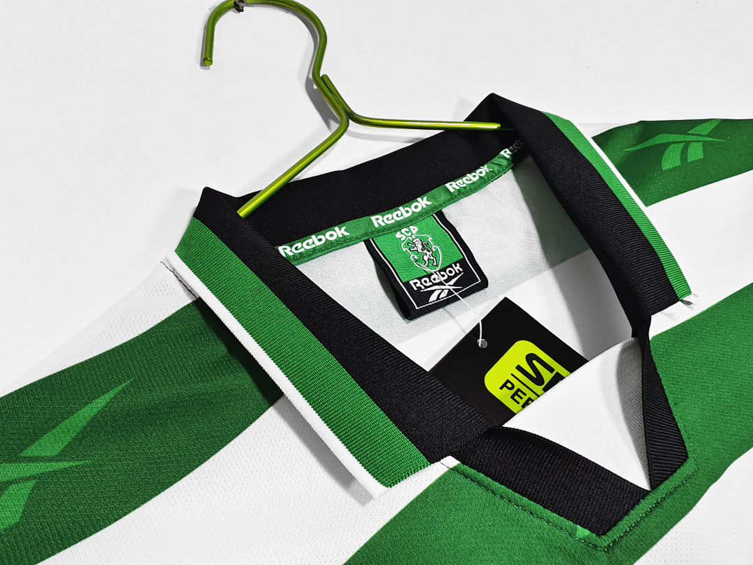 1999/00 Lisbon home Retro Fans version