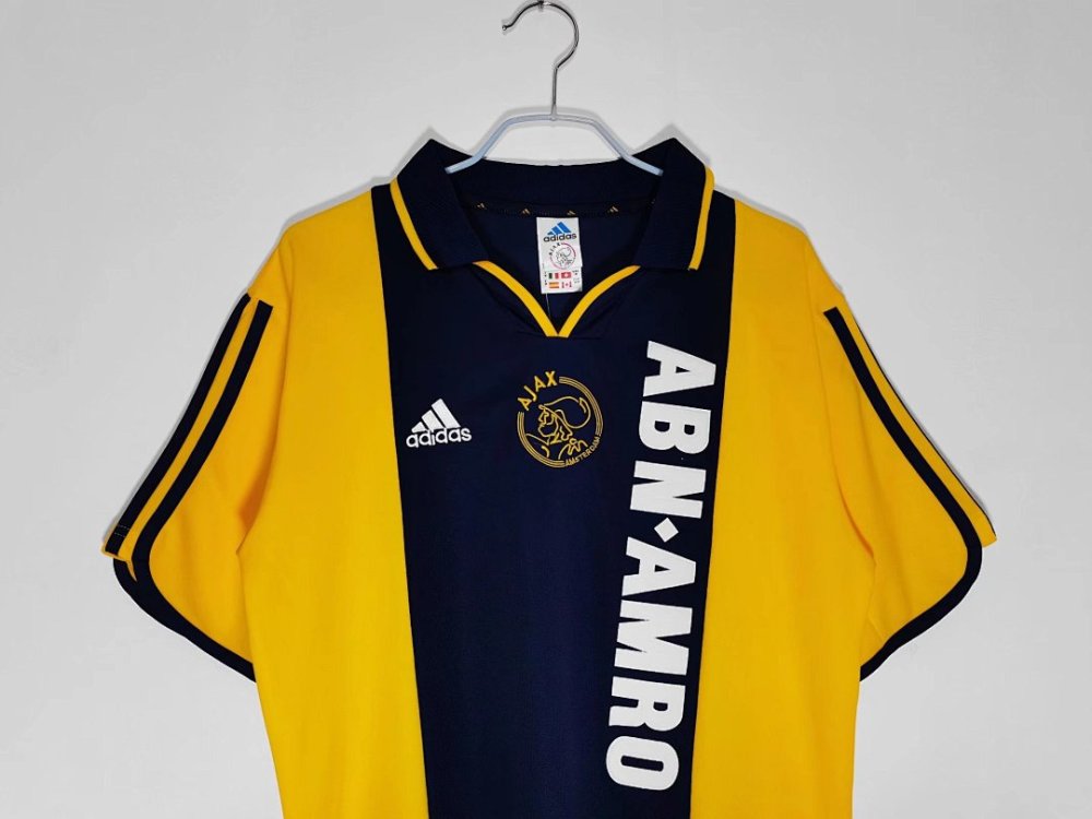 2000/01 Ajax away Retro Fan Version
