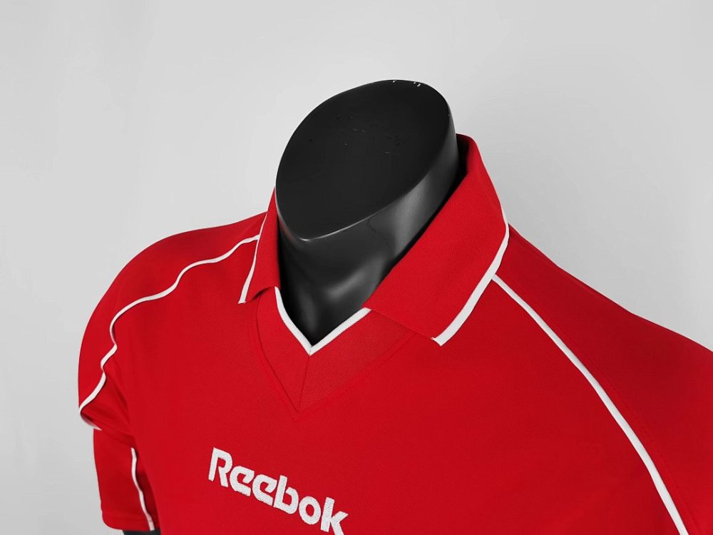 2000/01 Liverpool home retro Fans version