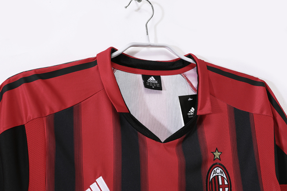 04/05 AC Milan home Retro Fan Version