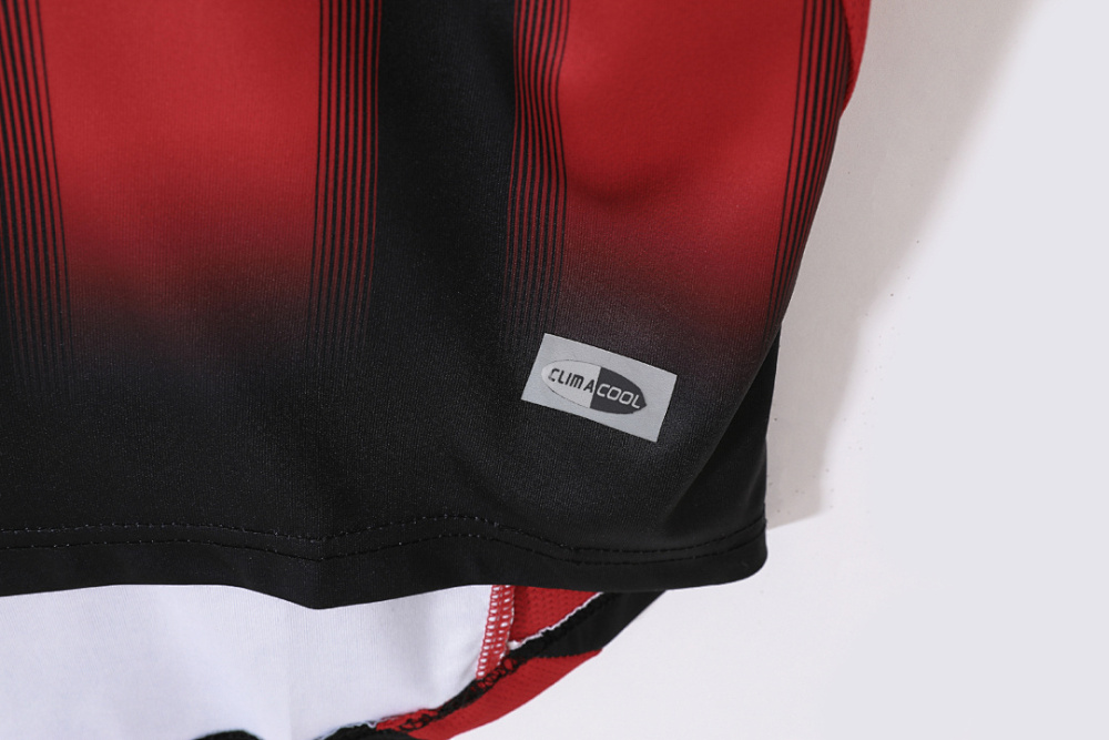 04/05 AC Milan home Retro Fan Version