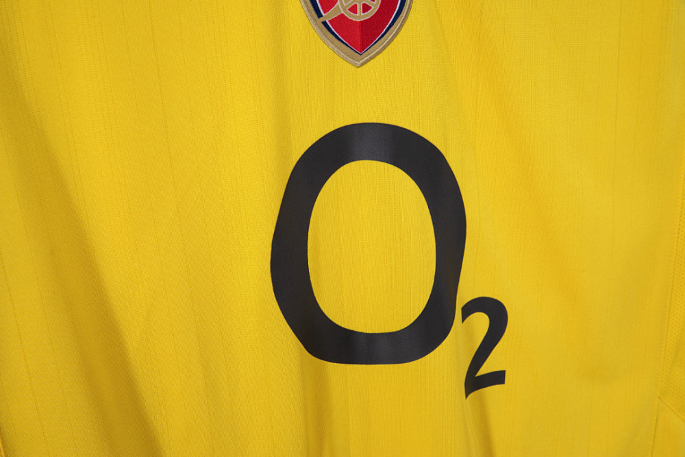 2005/06 Arsenal home Retro Fan Version