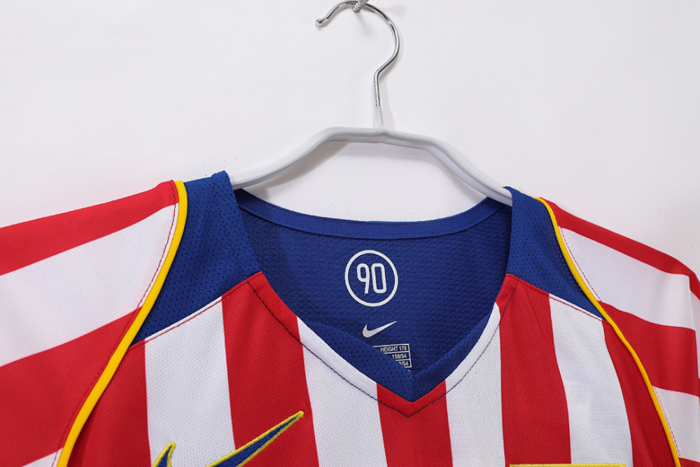 2004/05 Atletico Madrid home retro Fans version