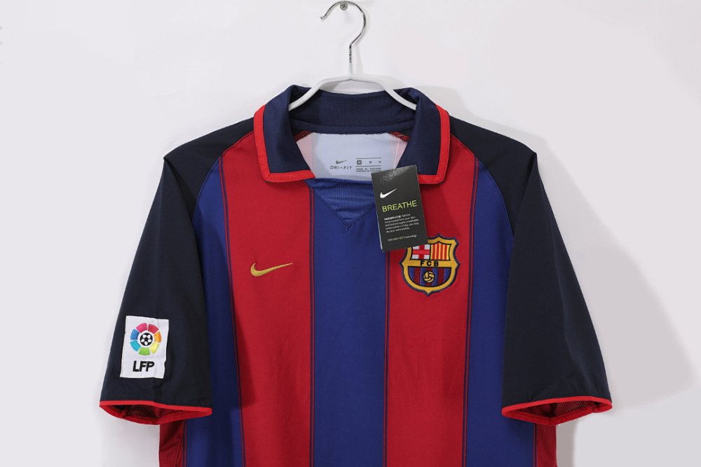 2003/04 Barcelona home Retro Fans version