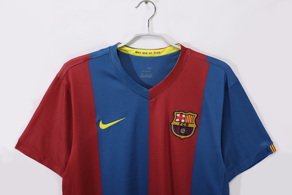 2006/07 Barcelona home Retro Fans version