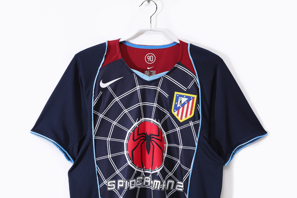 2004/05 Atletico Madrid away retro Fans version