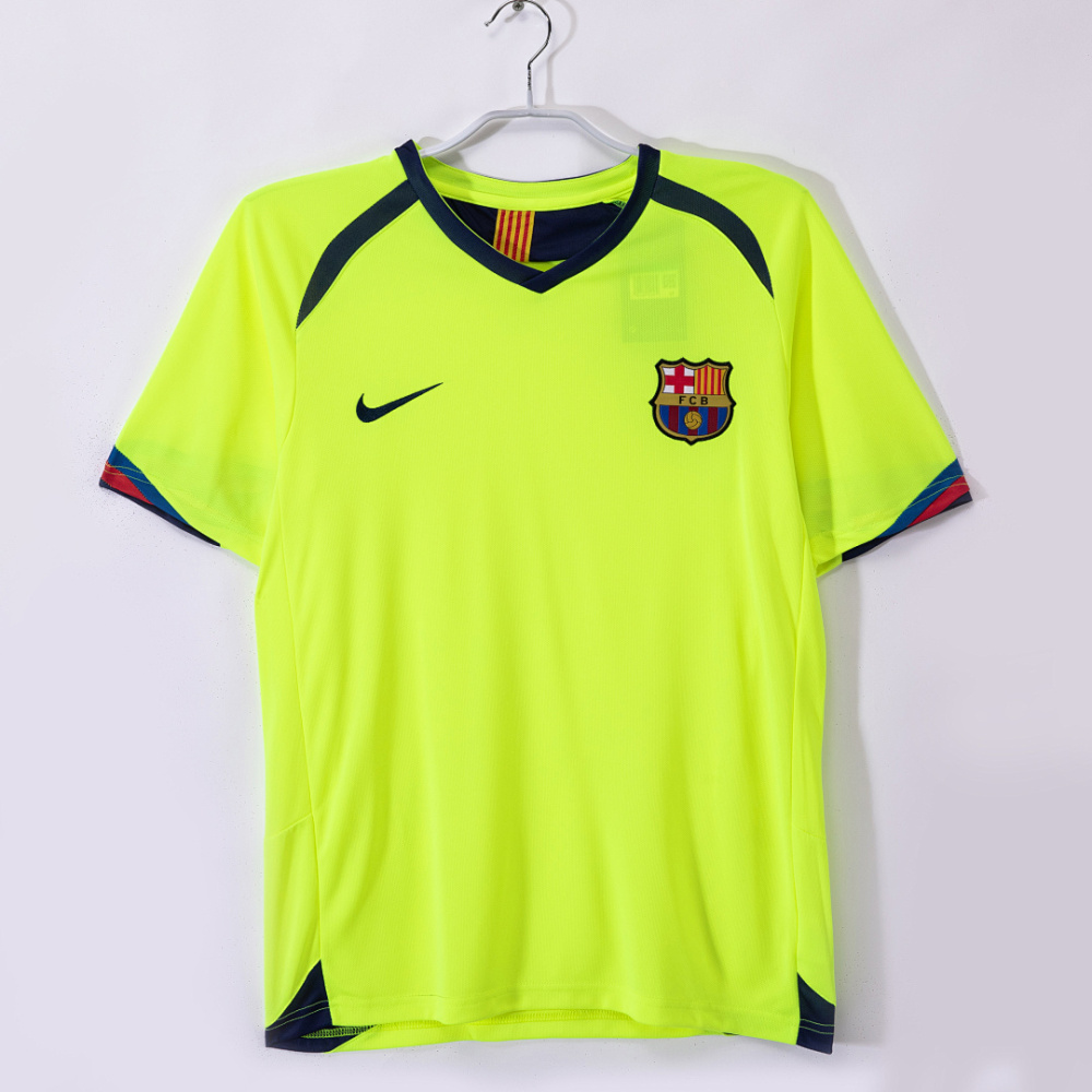 2005/06 Barcelona away Retro Fans version