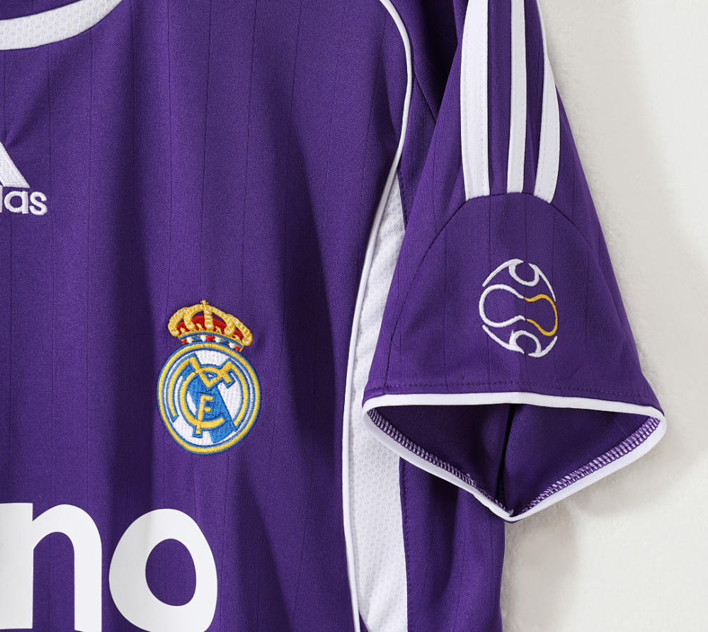 2006/07 Real Madrid away Retro Fan Version