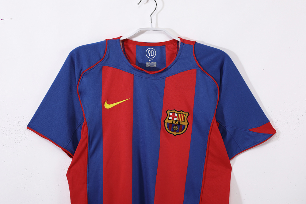 2004/05 Barcelona home Retro Fans version
