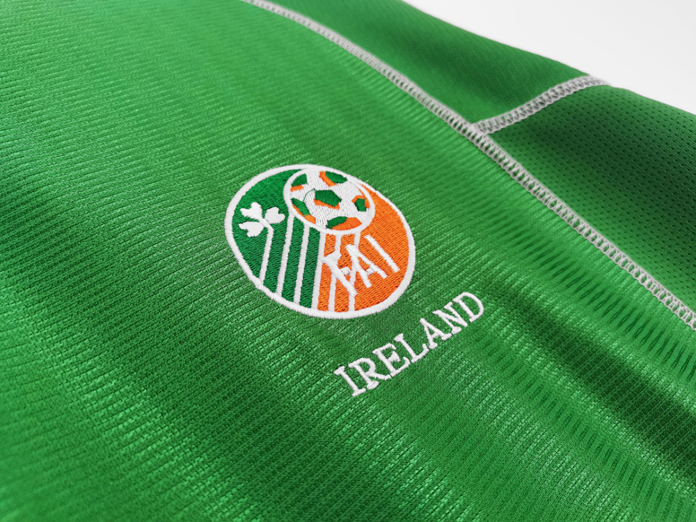 2002 Ireland home retro Fans version