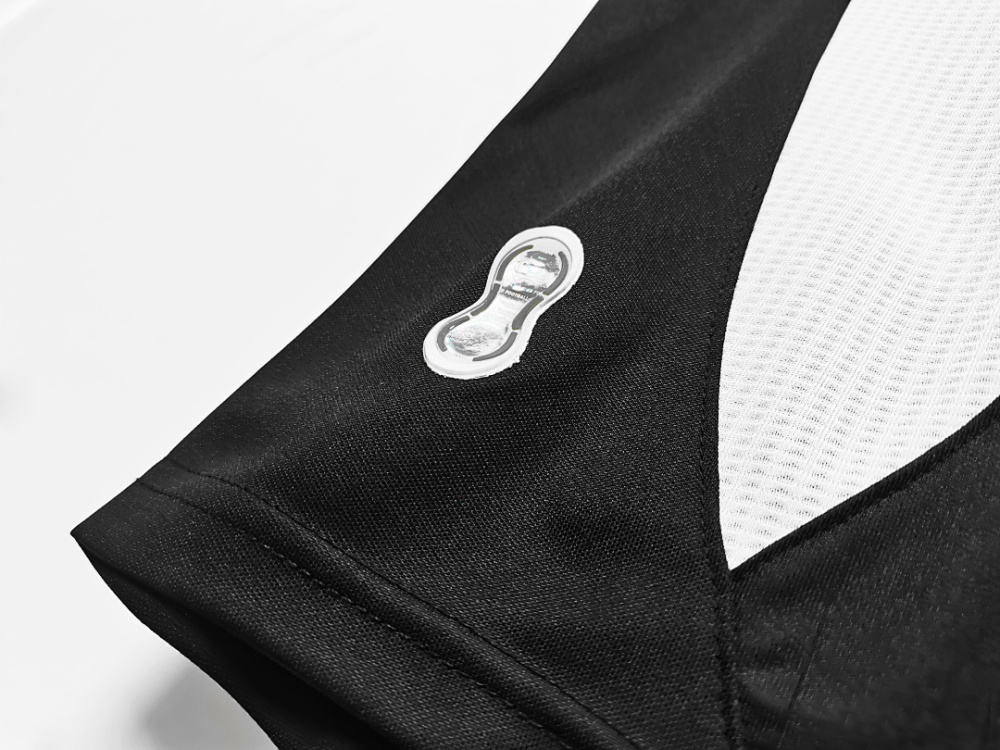 2006/07 Real Madrid 3rd Retro Fan Version