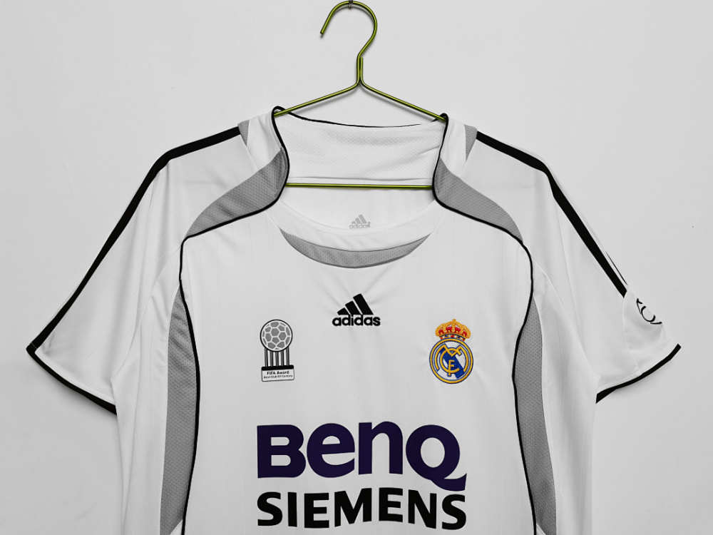 2006/07 Real Madrid home Retro Fan Version