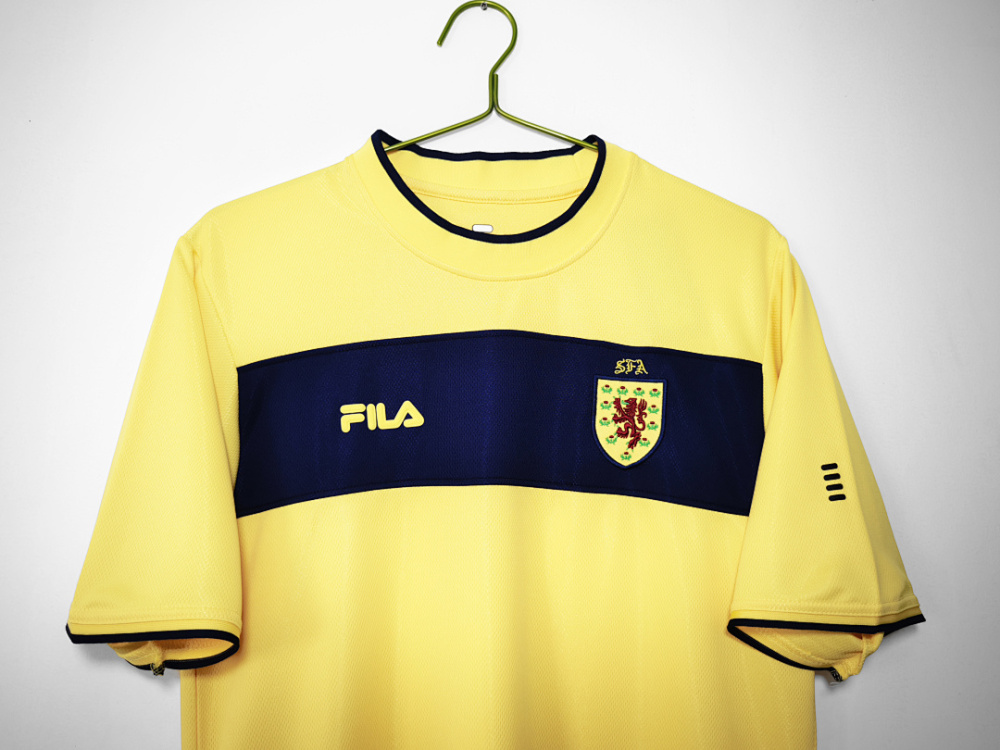 2002 Scotland away retro Fans version